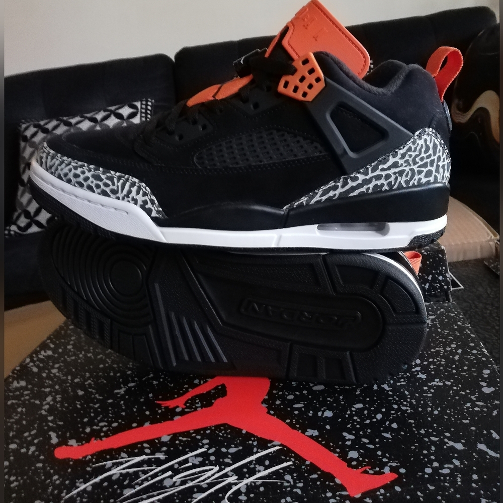 AIR JORDAN SPIZIKE "BLACK SUEDE-STARFISH-CEMENT" MEN US SIZE 13 NEW IN BOX